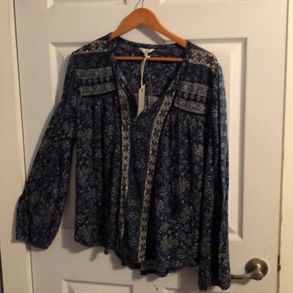 Long sleeve top